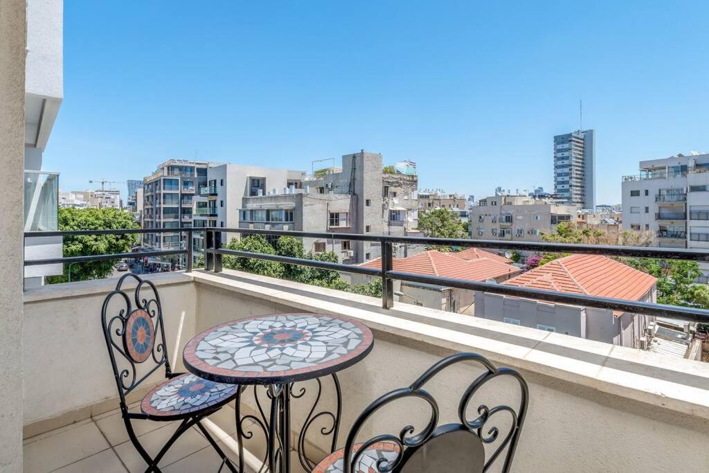 Bograshov Area - Cosy Apart' Hotel Close To The Beach 텔아비브 외부 사진