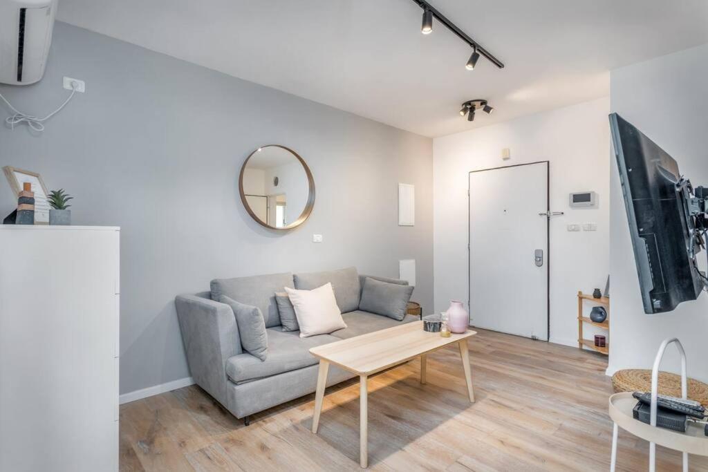 Bograshov Area - Cosy Apart' Hotel Close To The Beach 텔아비브 외부 사진
