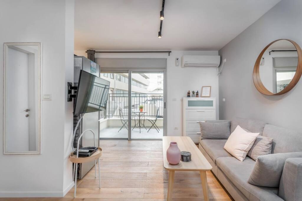 Bograshov Area - Cosy Apart' Hotel Close To The Beach 텔아비브 외부 사진