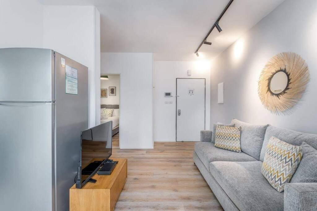 Bograshov Area - Cosy Apart' Hotel Close To The Beach 텔아비브 외부 사진