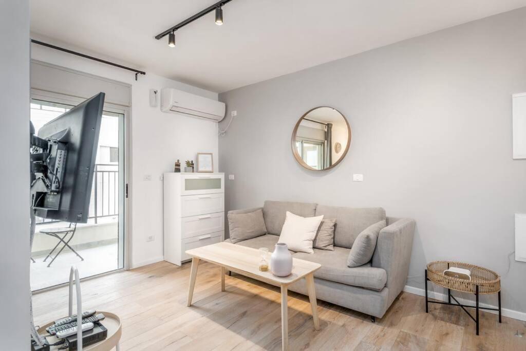 Bograshov Area - Cosy Apart' Hotel Close To The Beach 텔아비브 외부 사진