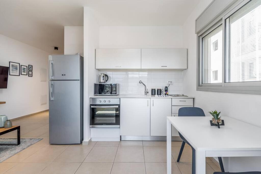 Bograshov Area - Cosy Apart' Hotel Close To The Beach 텔아비브 외부 사진
