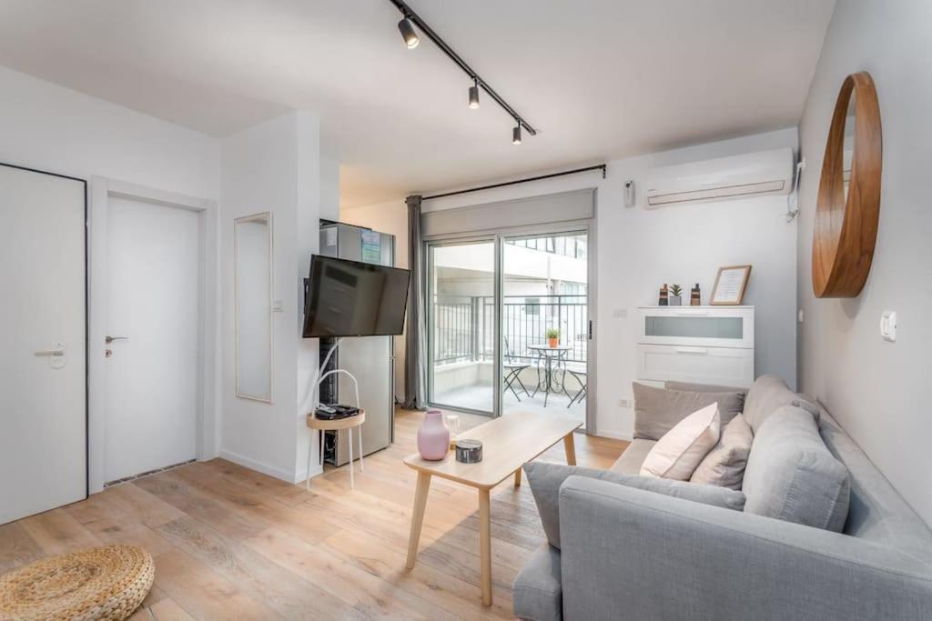 Bograshov Area - Cosy Apart' Hotel Close To The Beach 텔아비브 외부 사진